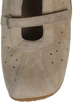 Store ATHLETIC Sneaker