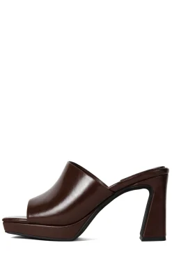 New CAVIAR Sandals|Platform