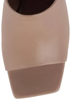 New CAVIAR Sandals|Platform