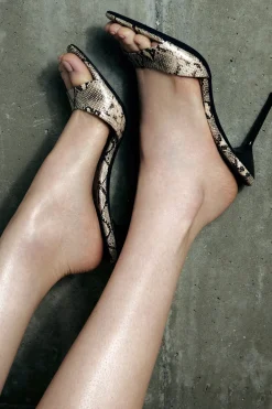 New CE-SOIRE Sandals|Heel