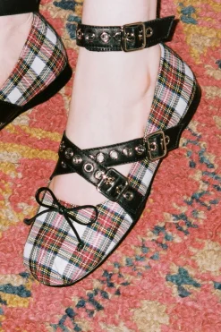 Shop CHOREO Ballet & Mary-jane