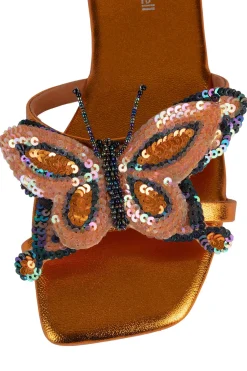 Shop CLOUDYWING Flat