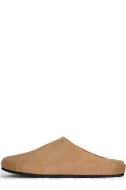 New CONTENT-F Closed-toe