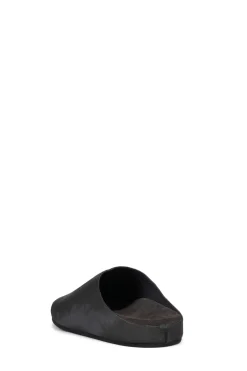 New CONTENT-F Closed-toe