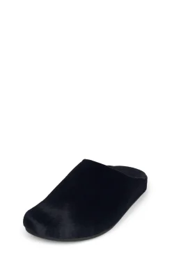 New CONTENT-F Closed-toe