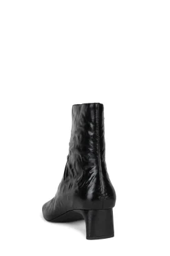 Shop DISCUSS Ankle To Mid