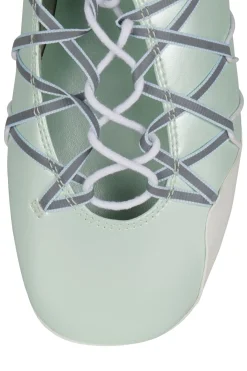 Fashion M-V-P Sneaker