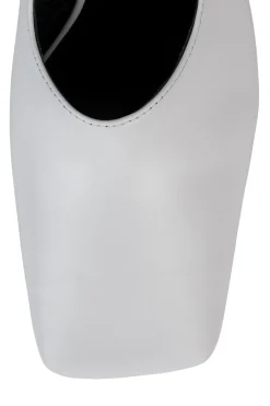 Clearance NATALYA Pumps