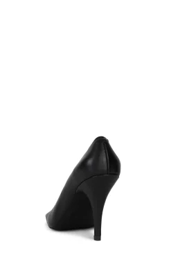Clearance NATALYA Pumps