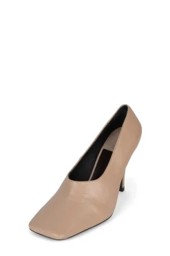 Clearance NATALYA Pumps