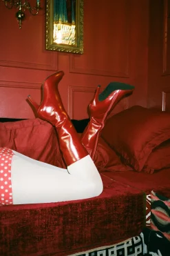 Cheap PORTRAIT Knee High