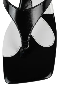 Hot SNOOKERED Sandals|Heel