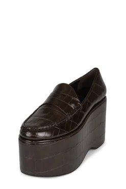 Store SOARING Closed Toe