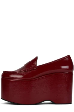 Store SOARING Closed Toe