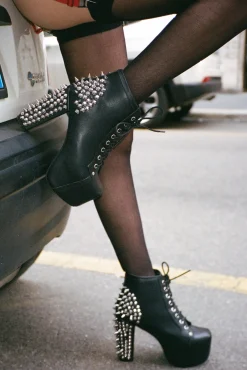 Flash Sale SPIKE Closed Toe|Platform