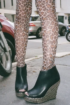 Online TICK Closed Toe|Platform