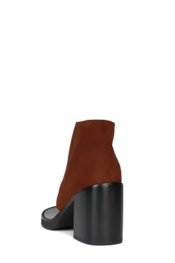 Hot TRUST Block|Sandals