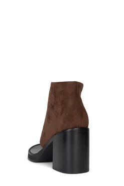 Hot TRUST Block|Sandals