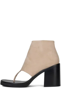 Hot TRUST Block|Sandals